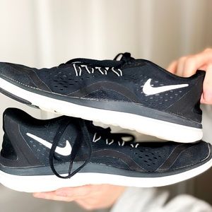 Nike Flex Run